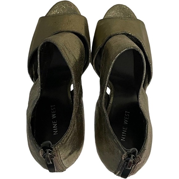 Nine West Silver Metallic Peep Toe Back Zip Stiletto Platform Heels 7.5 - Picture 5 of 10